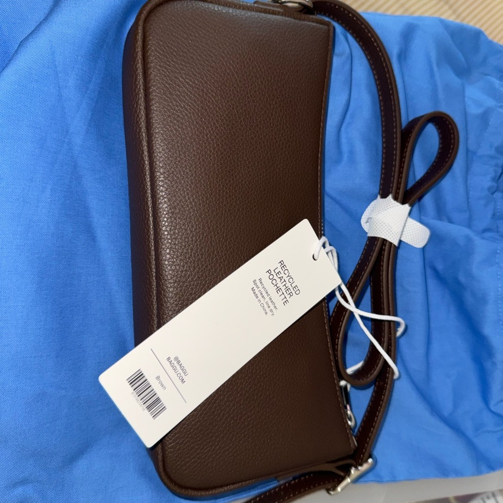 BAGGU Recycled Leather Pochette Brown NEW WITH TAGS NWT - Picture 6 of 6